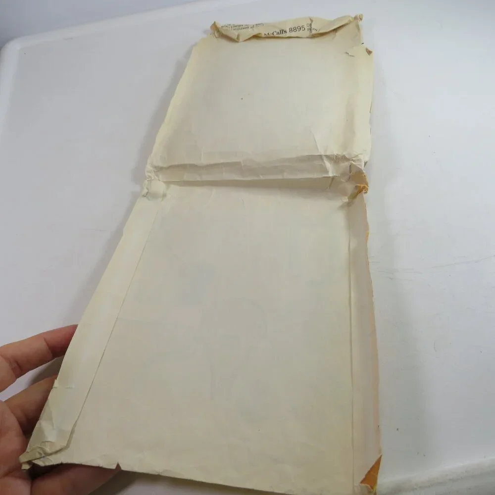 McCalls 8895 Sewing Pattern (complete) from 1967 (wide variety of items!